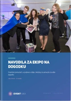 Naslovnica e-priročnika Navodila za ekipo na dogodku